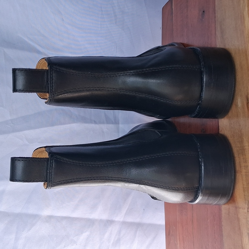 Quince Calfskin Leather Dress Chelsea Boots Black 8 - Picture 7 of 13